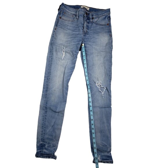 Madewell 9" High-Rise Skinny Jeans: Destructed-Hem Edition Size 26 Distressed - Picture 16 of 16